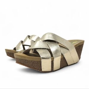 Volatile Metallic Gold Criss Cross Wedge Sandals Size 7